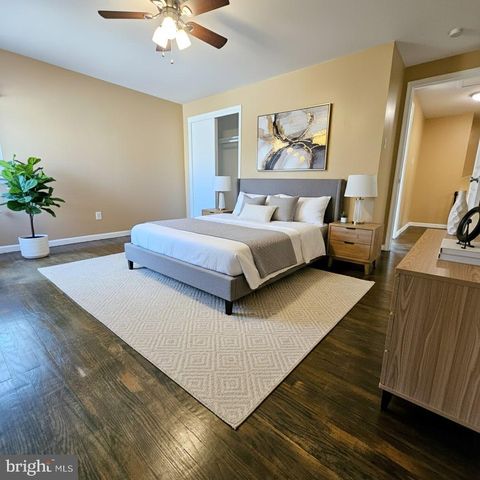 11 STRATHMORE DR, Cherry Hill, NJ 08003