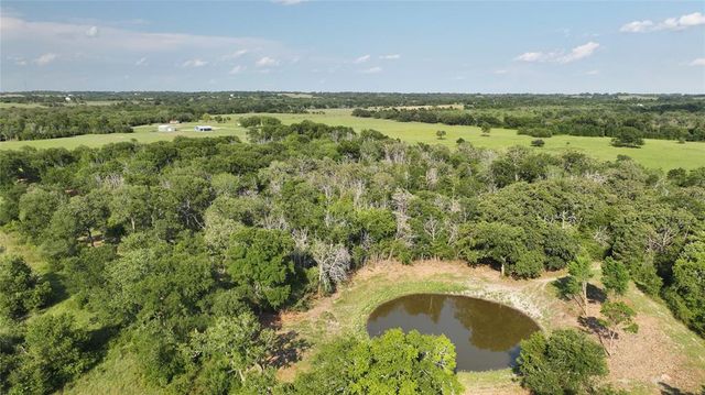 2737 Lomax Harmel, Carmine, TX 78932