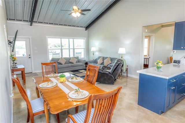 2737 Lomax Harmel, Carmine, TX 78932