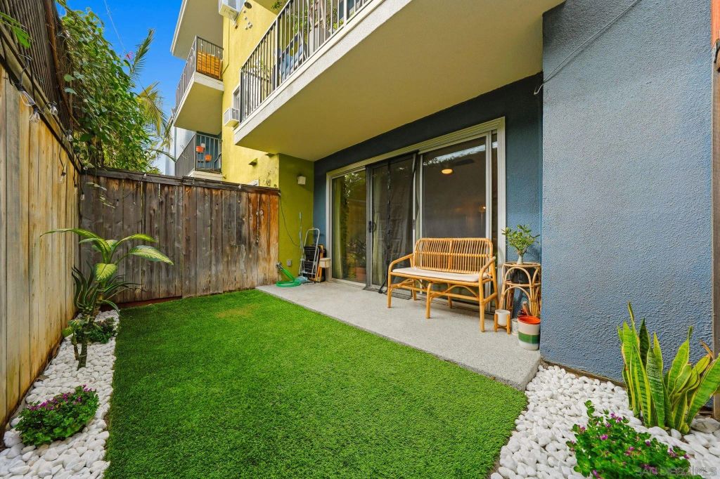 3815 3rd Ave 14, San Diego, CA 92103