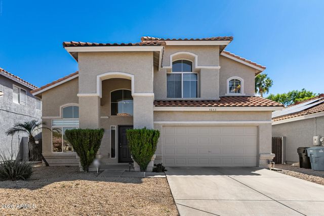 4643 E MICHELLE Drive, Phoenix, AZ 85032