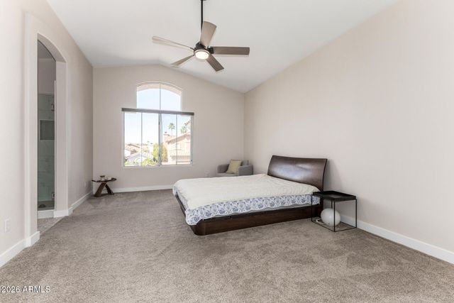 4643 E MICHELLE Drive, Phoenix, AZ 85032