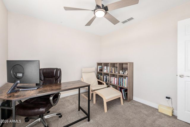 4643 E MICHELLE Drive, Phoenix, AZ 85032