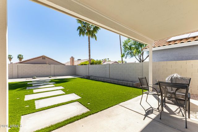4643 E MICHELLE Drive, Phoenix, AZ 85032
