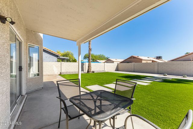 4643 E MICHELLE Drive, Phoenix, AZ 85032