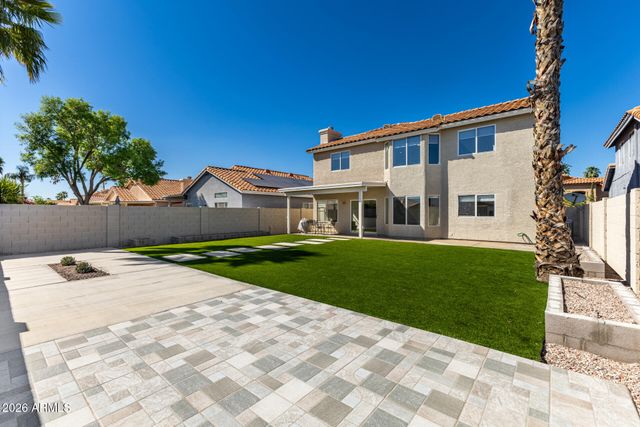 4643 E MICHELLE Drive, Phoenix, AZ 85032