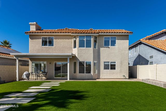 4643 E MICHELLE Drive, Phoenix, AZ 85032