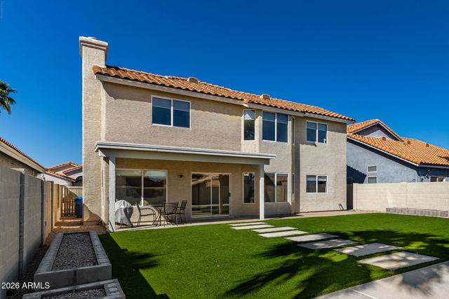 4643 E MICHELLE Drive, Phoenix, AZ 85032