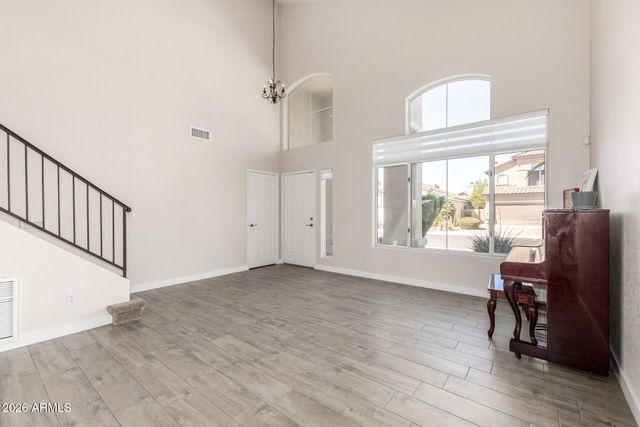 4643 E MICHELLE Drive, Phoenix, AZ 85032