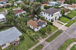 17401 NE 11th Ct, Miami, FL 33162