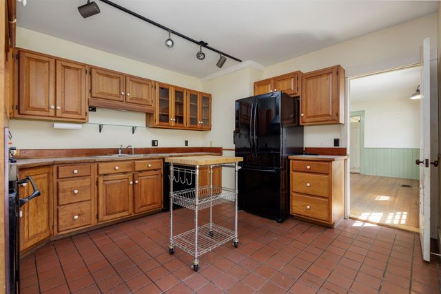 330 Parsonage Road, Cornish, NH 03745