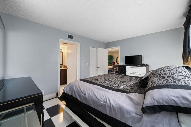 10 Willowbrook Lane 108, Delray Beach, FL 33446