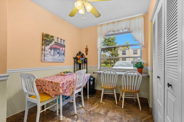 10 Willowbrook Lane 108, Delray Beach, FL 33446