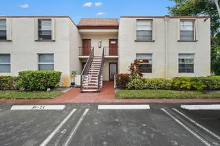 10 Willowbrook Lane 108, Delray Beach, FL 33446