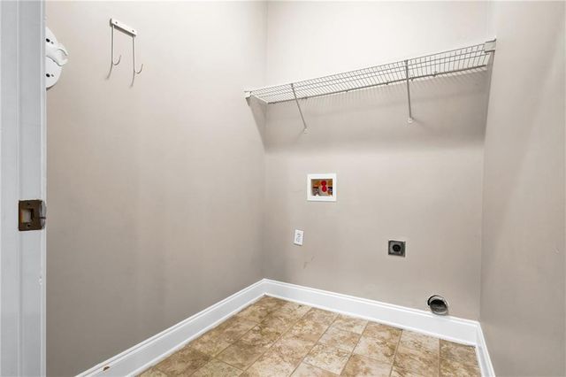 5358 Manor View Drive NW 12, Acworth, GA 30101