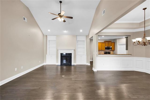 5358 Manor View Drive NW 12, Acworth, GA 30101