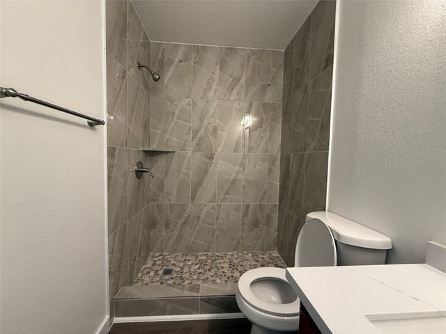 1621 Parkfield CIR, Round Rock, TX 78664