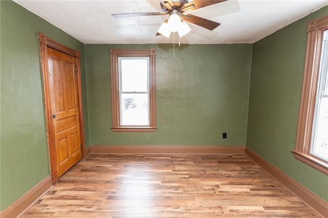 1206 Sycamore St, Connellsville, PA 15425