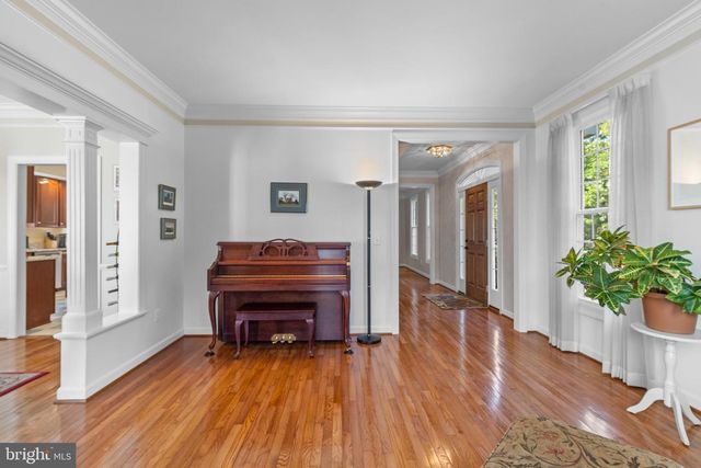 43321 HUDDLESTON LN, Chantilly, VA 20152
