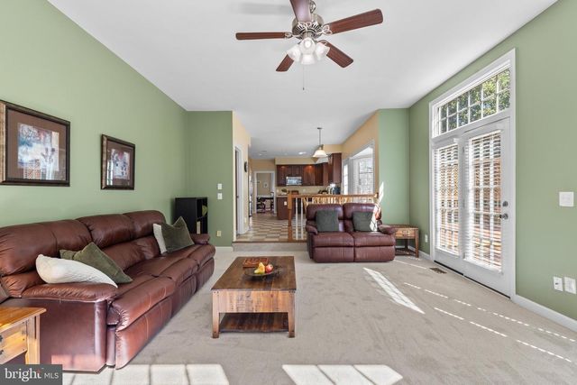 43321 HUDDLESTON LN, Chantilly, VA 20152