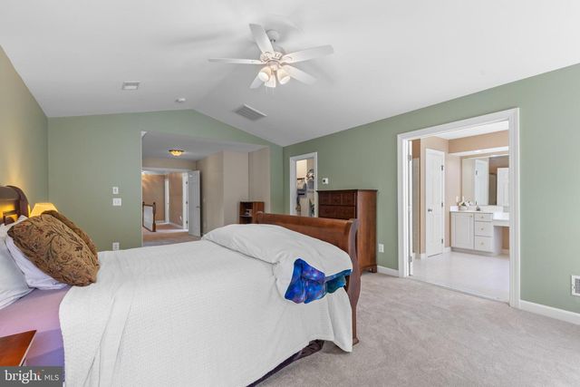 43321 HUDDLESTON LN, Chantilly, VA 20152
