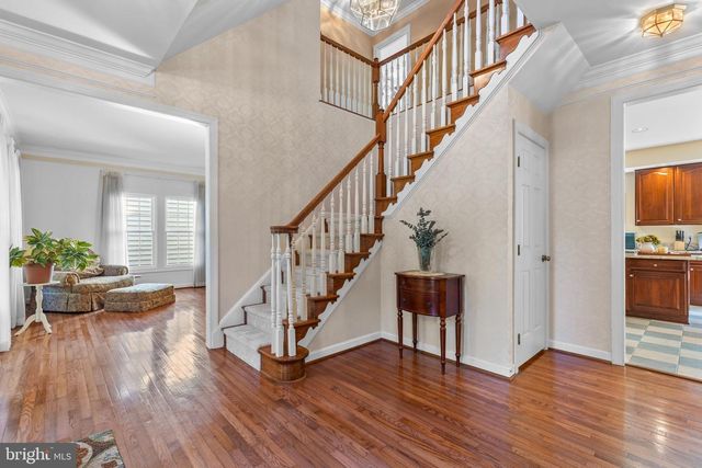 43321 HUDDLESTON LN, Chantilly, VA 20152