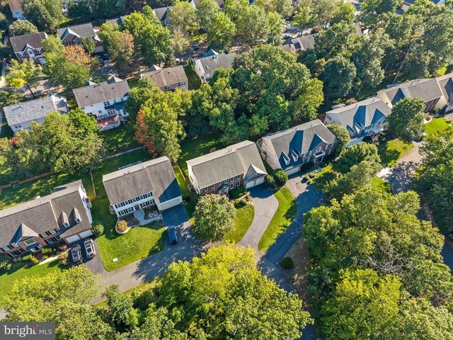 43321 HUDDLESTON LN, Chantilly, VA 20152