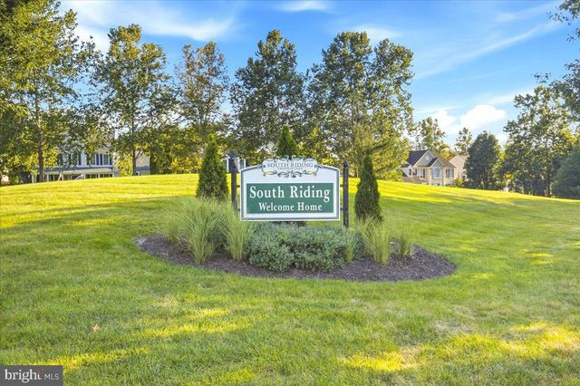 43321 HUDDLESTON LN, Chantilly, VA 20152