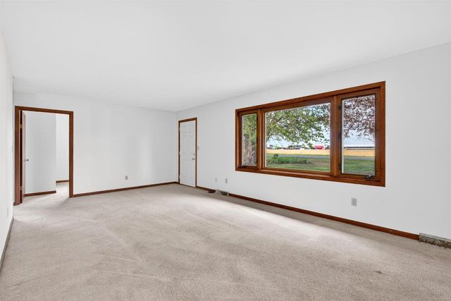 N5782 FAIRVIEW ROAD, Fond Du Lac, WI 54937