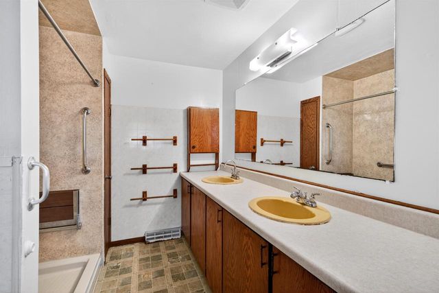 N5782 FAIRVIEW ROAD, Fond Du Lac, WI 54937