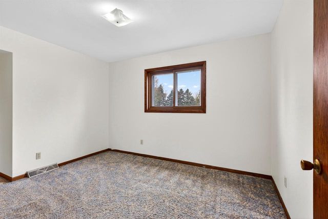N5782 FAIRVIEW ROAD, Fond Du Lac, WI 54937