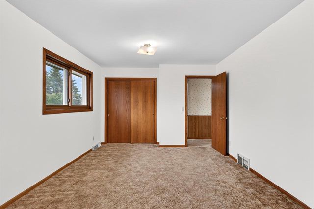 N5782 FAIRVIEW ROAD, Fond Du Lac, WI 54937