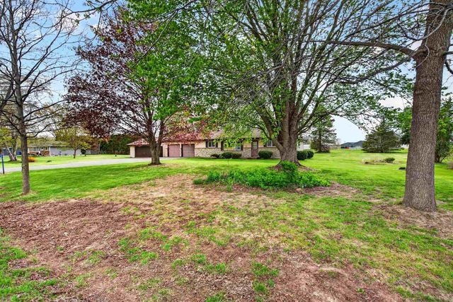 N5782 FAIRVIEW ROAD, Fond Du Lac, WI 54937