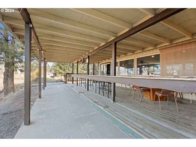 34 N MARIPOSA Dr, Tygh Valley, OR 97063