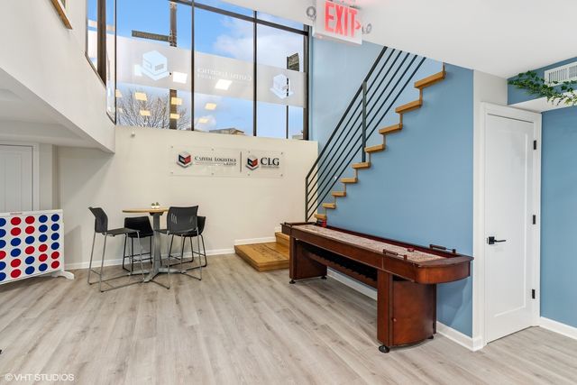 705 N Milwaukee Avenue, Chicago, IL 60642