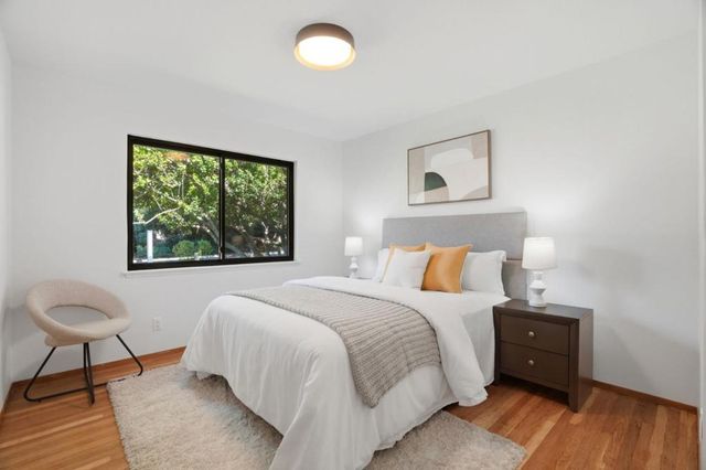 236 Cherry Avenue, Los Altos, CA 94022