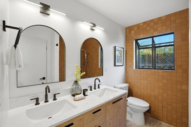 236 Cherry Avenue, Los Altos, CA 94022