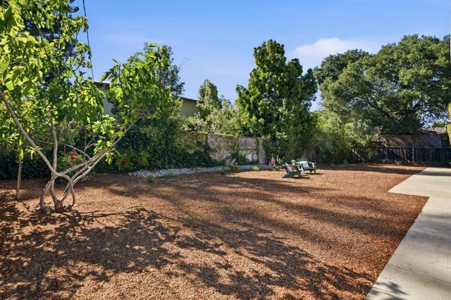 236 Cherry Avenue, Los Altos, CA 94022