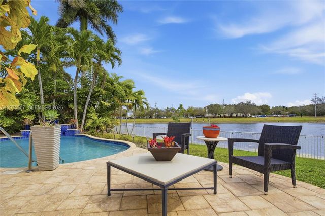 2931 SW 187th Ter, Miramar, FL 33029