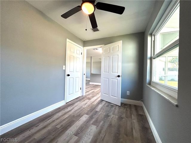 4210 SE 3rd AVE, Cape Coral, FL 33904