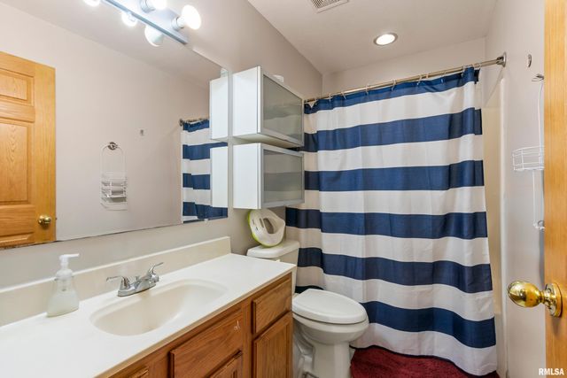 3845 W PALMYRA Court, Peoria, IL 61604