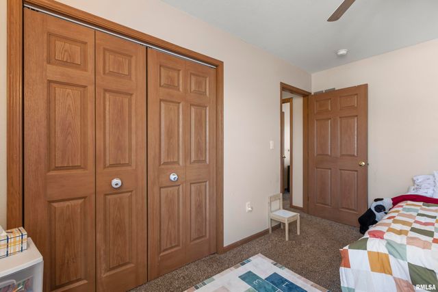 3845 W PALMYRA Court, Peoria, IL 61604