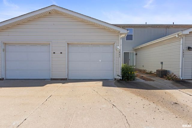 3845 W PALMYRA Court, Peoria, IL 61604