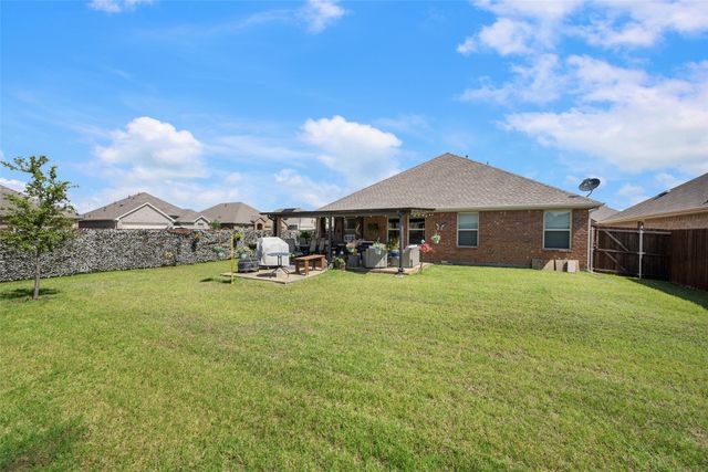 740 Soar Sky Way, Lavon, TX 75166