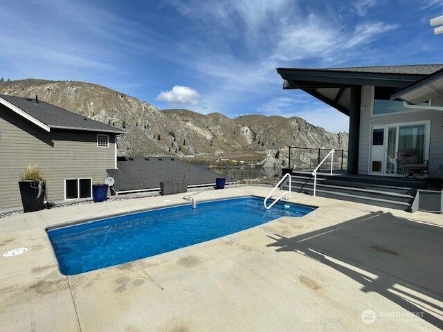 175 Malloy Place, Orondo, WA 98843