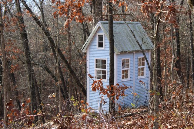 000 Farm Road 1150, Cassville, MO 65625