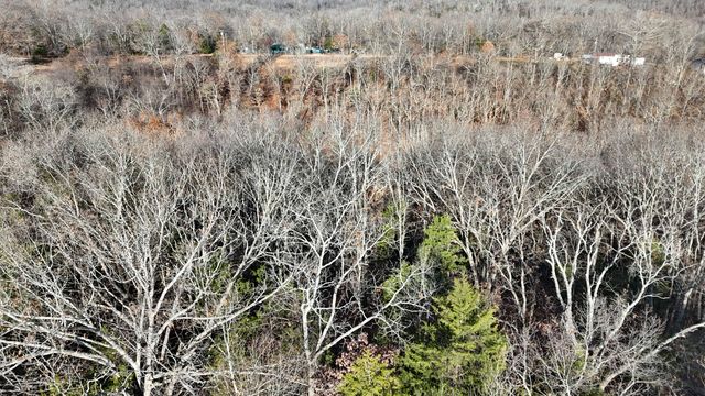 000 Farm Road 1150, Cassville, MO 65625