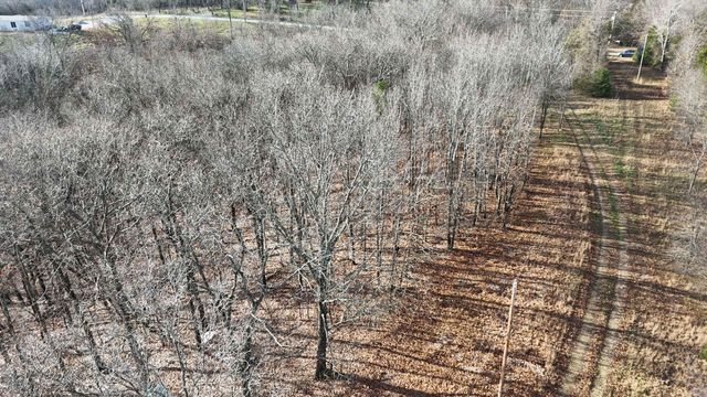 000 Farm Road 1150, Cassville, MO 65625