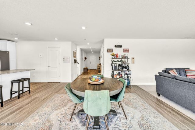 8982 Wolf River Drive, Reno, NV 89506