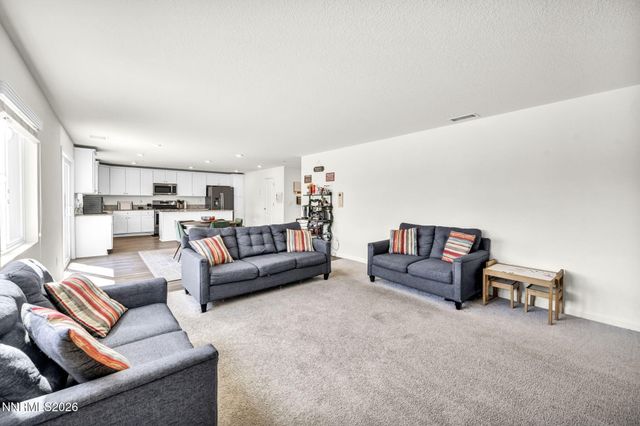 8982 Wolf River Drive, Reno, NV 89506